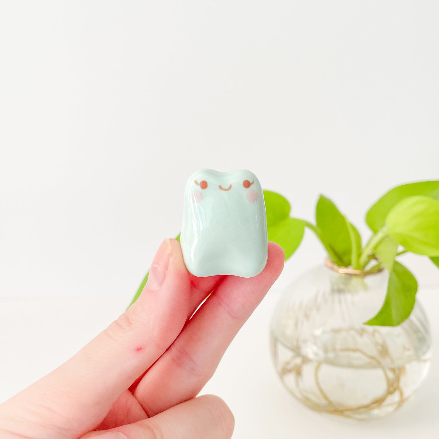 Aqua Froggy Desk Pal