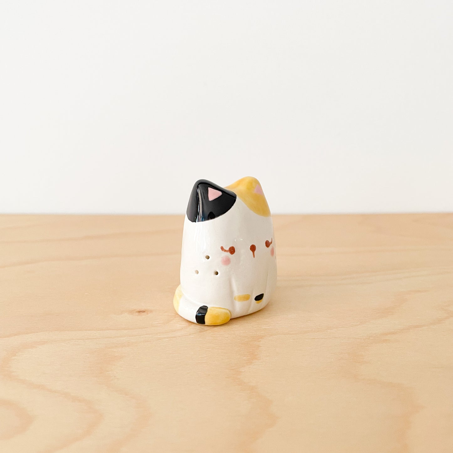 Calico Whisker Cat Mini Vase