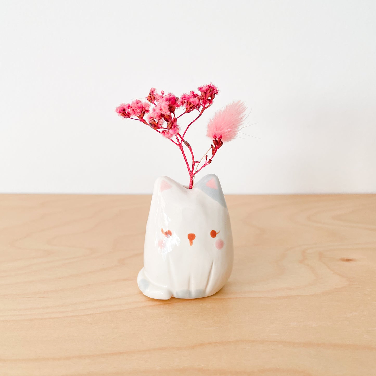 Spotty Grey Cat Mini Vase