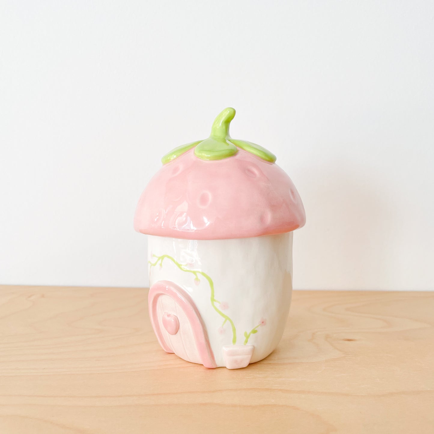 Sweet Vine Cottage Jar