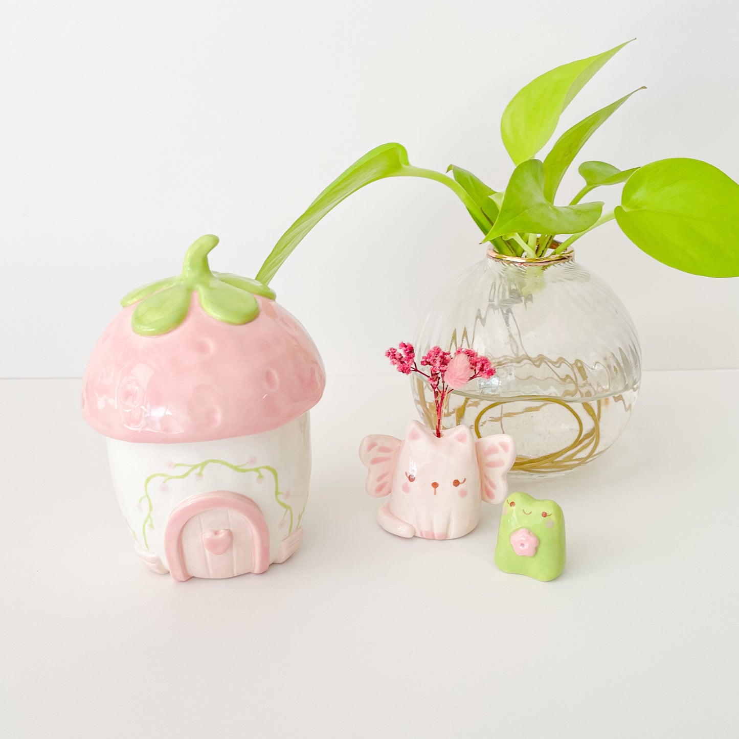 Sweet Vine Cottage Jar