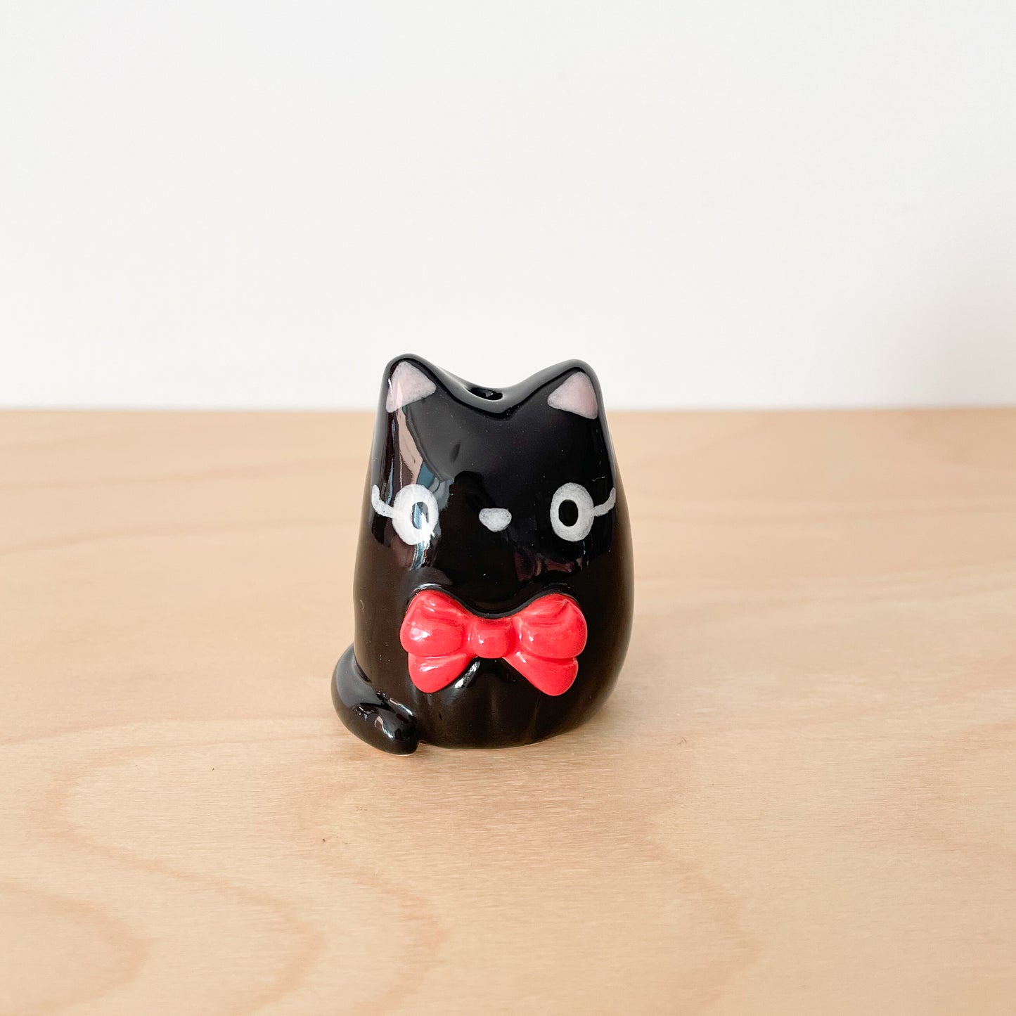 Jiji Cat Mini Vase