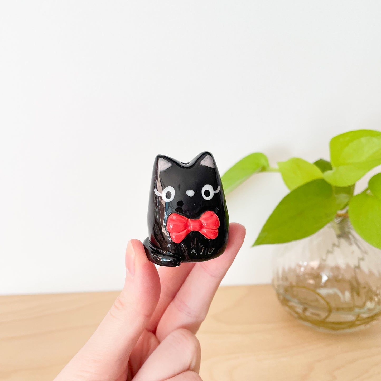 Jiji Cat Mini Vase
