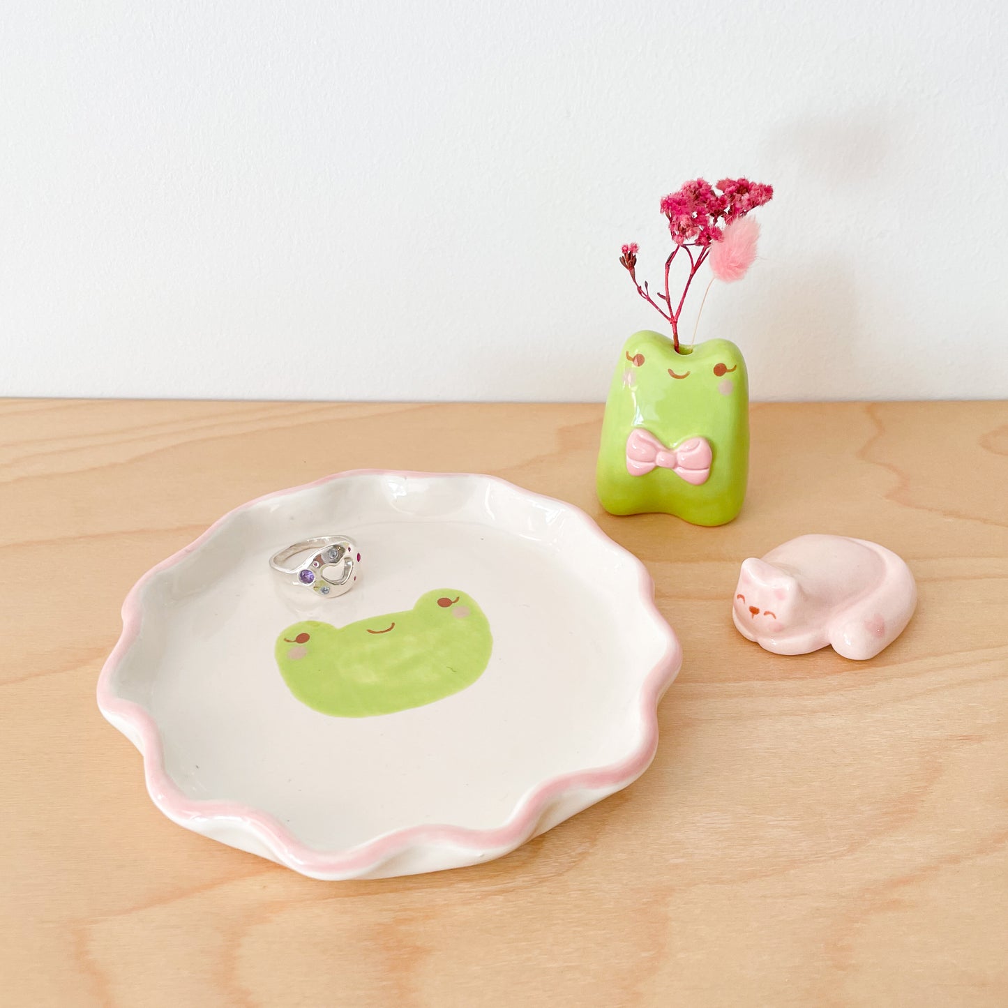 Rosy Frog Trinket Dish