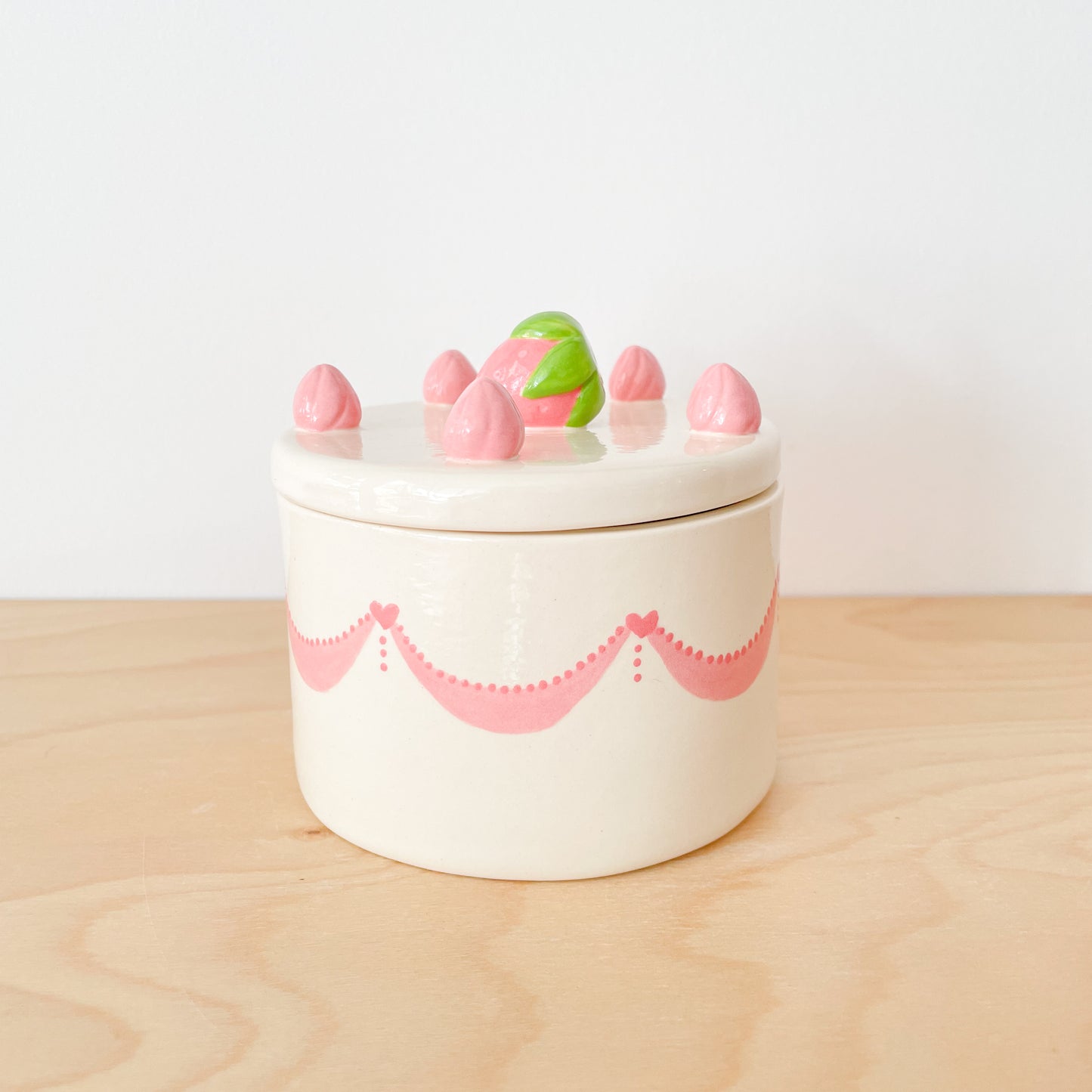 Strawberry and Cream Cake Jar