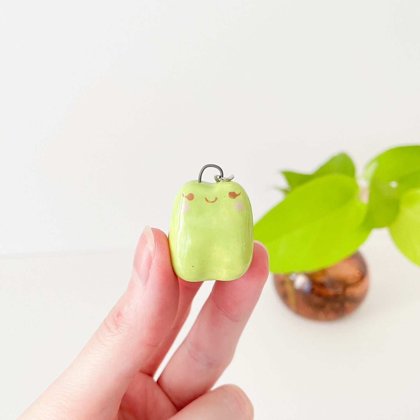 Green Frog Purse Pal