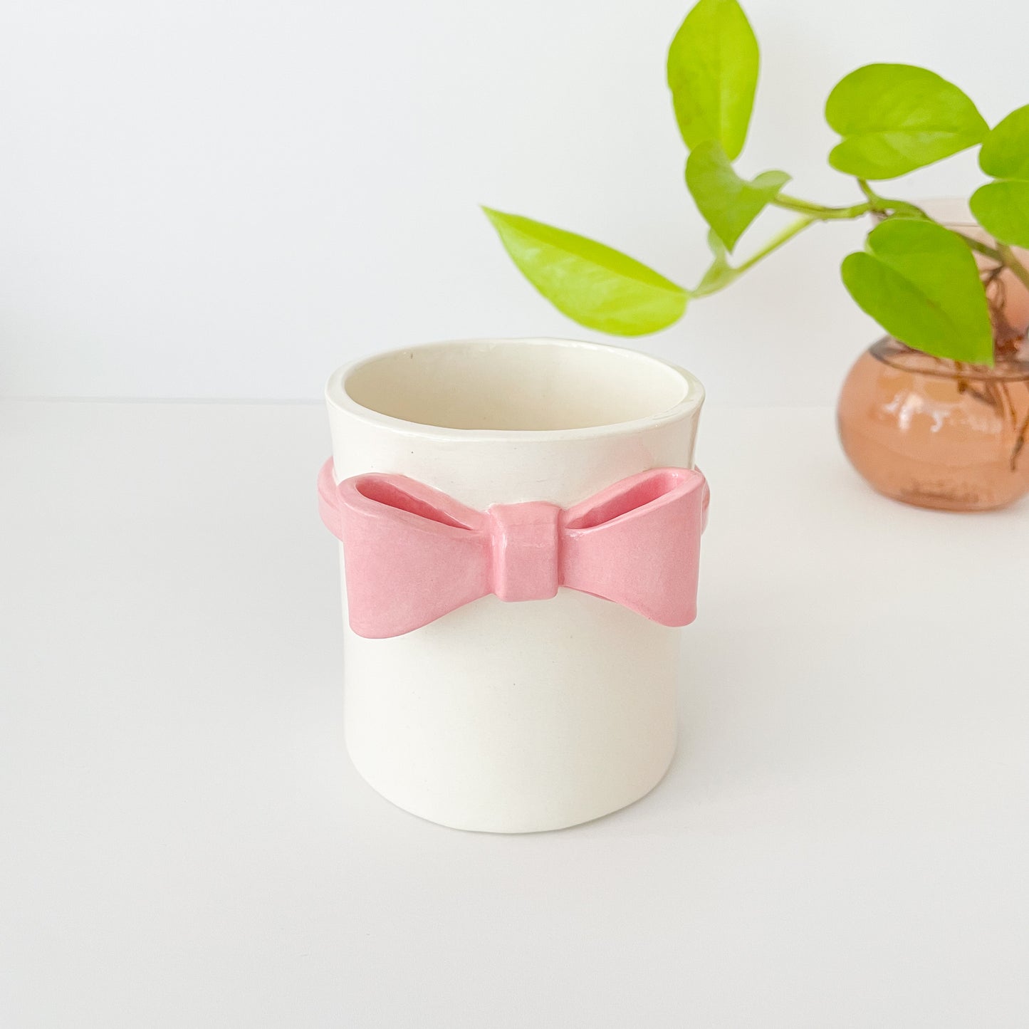Pink Bow Stationary Holder
