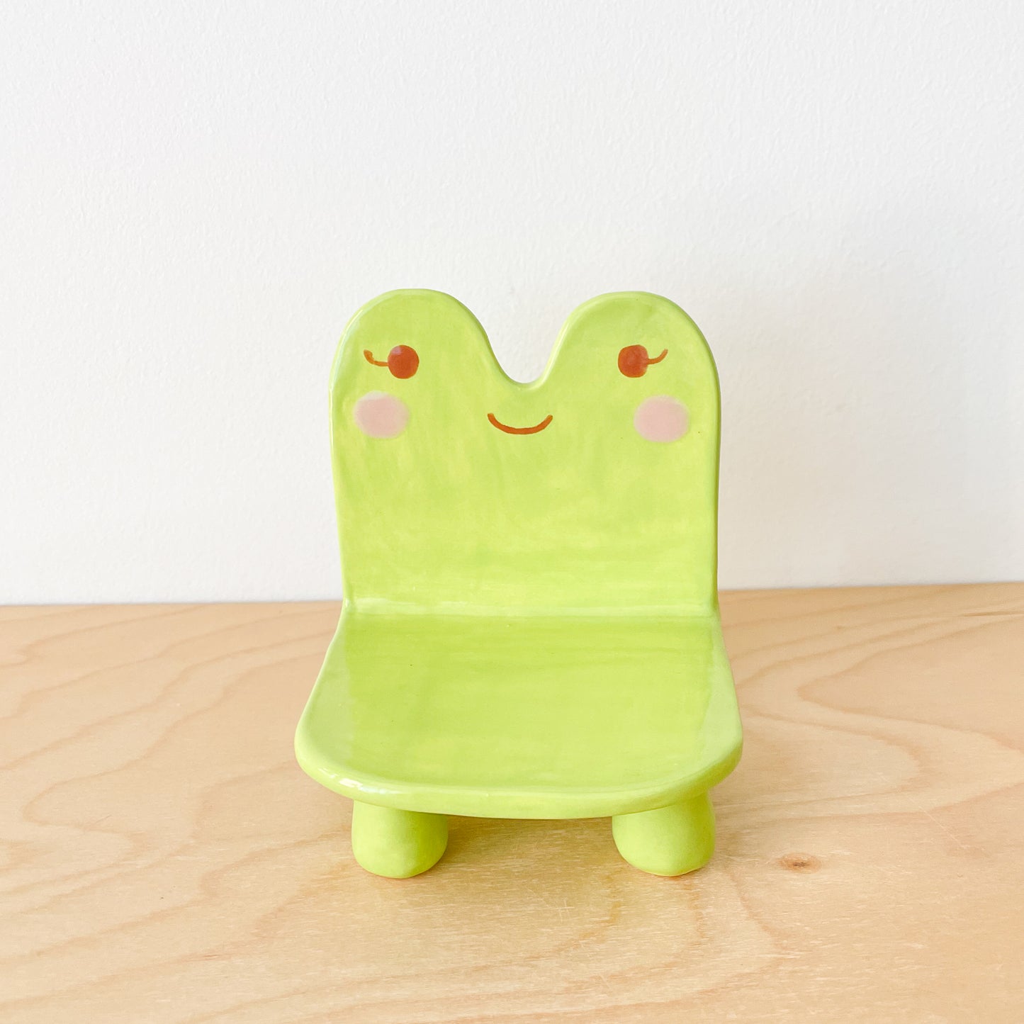 Froggy Trinket Chair