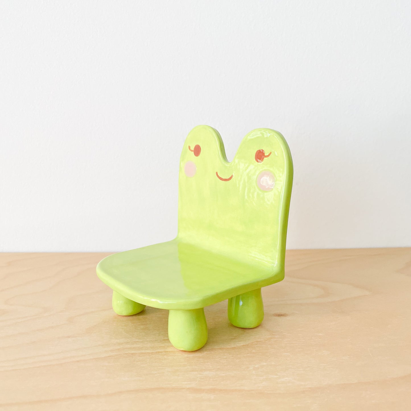 Froggy Trinket Chair