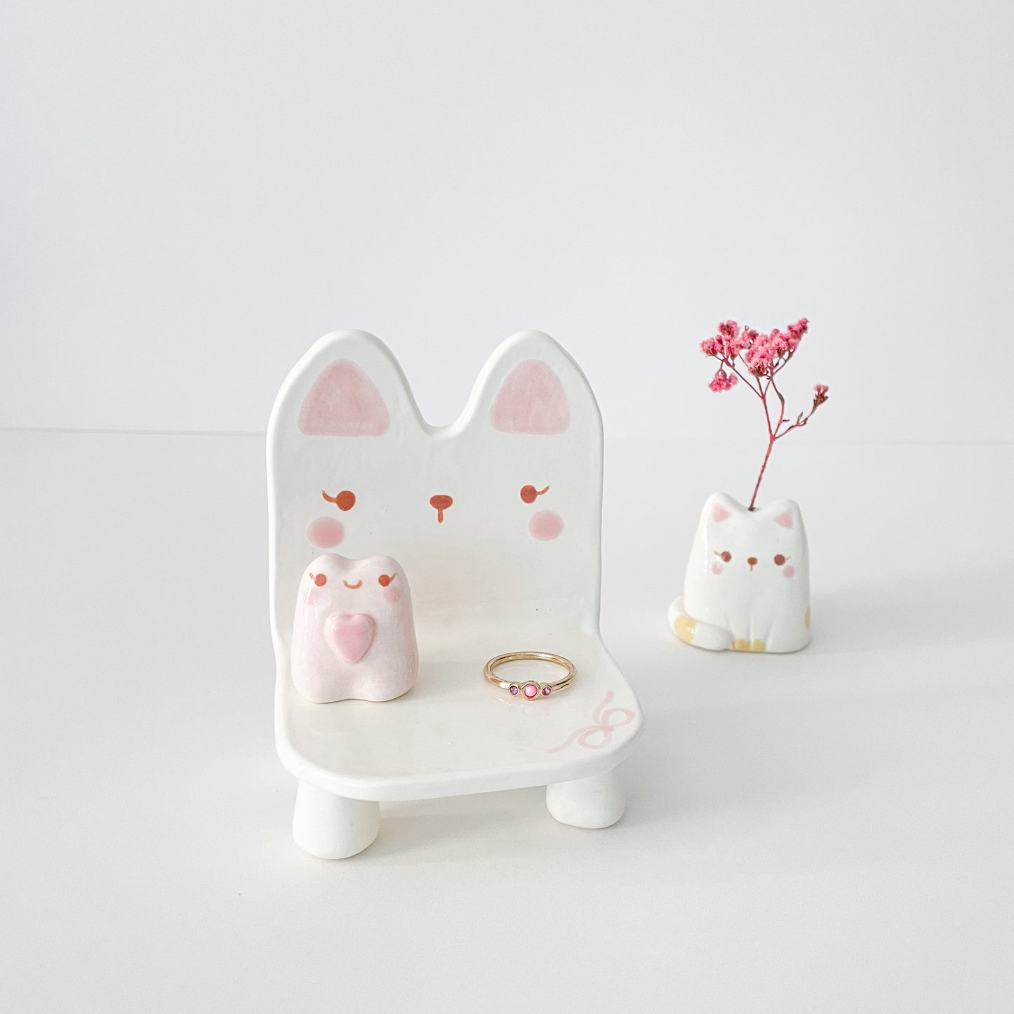Cat Trinket Chair
