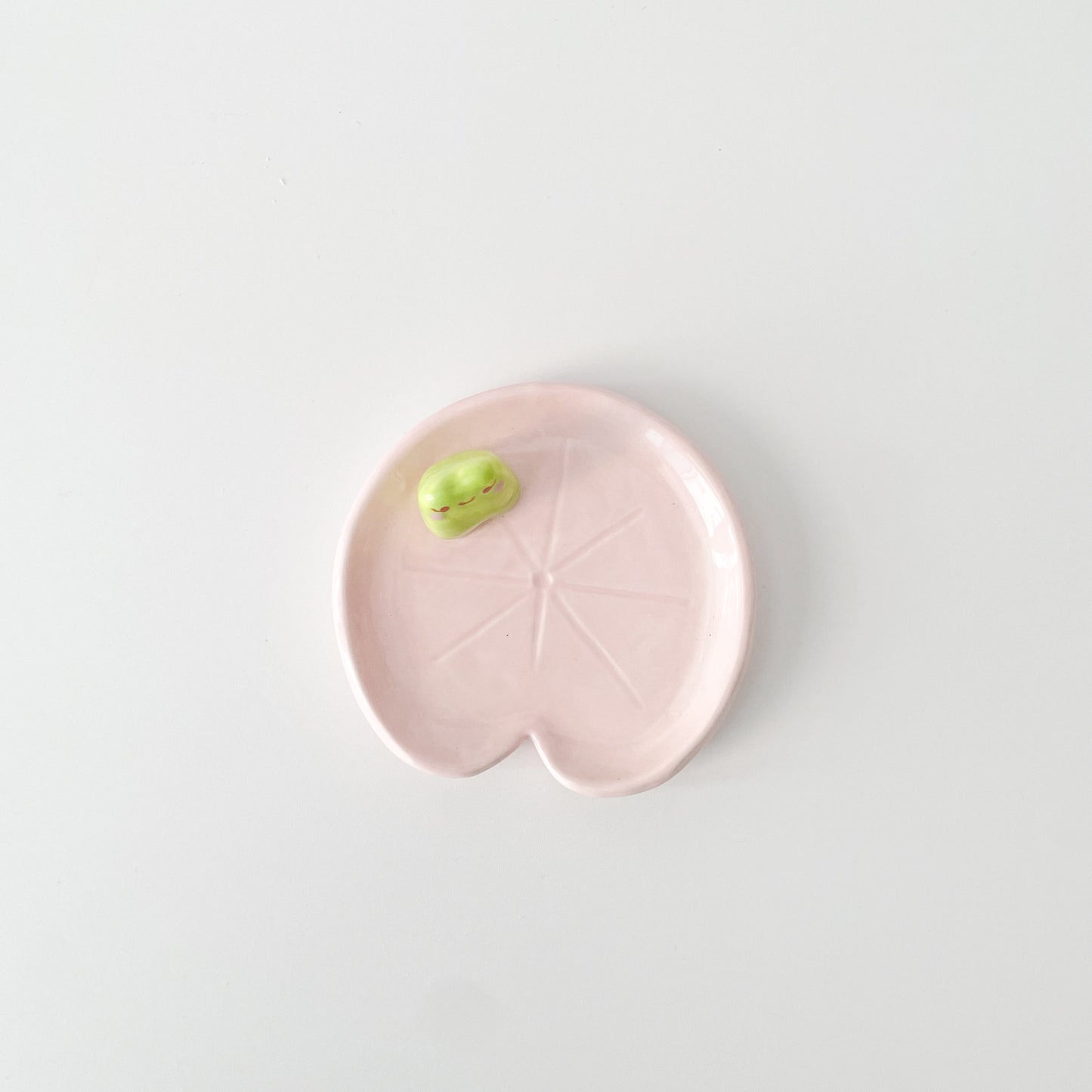 Pink Lilypad Froggy Dish