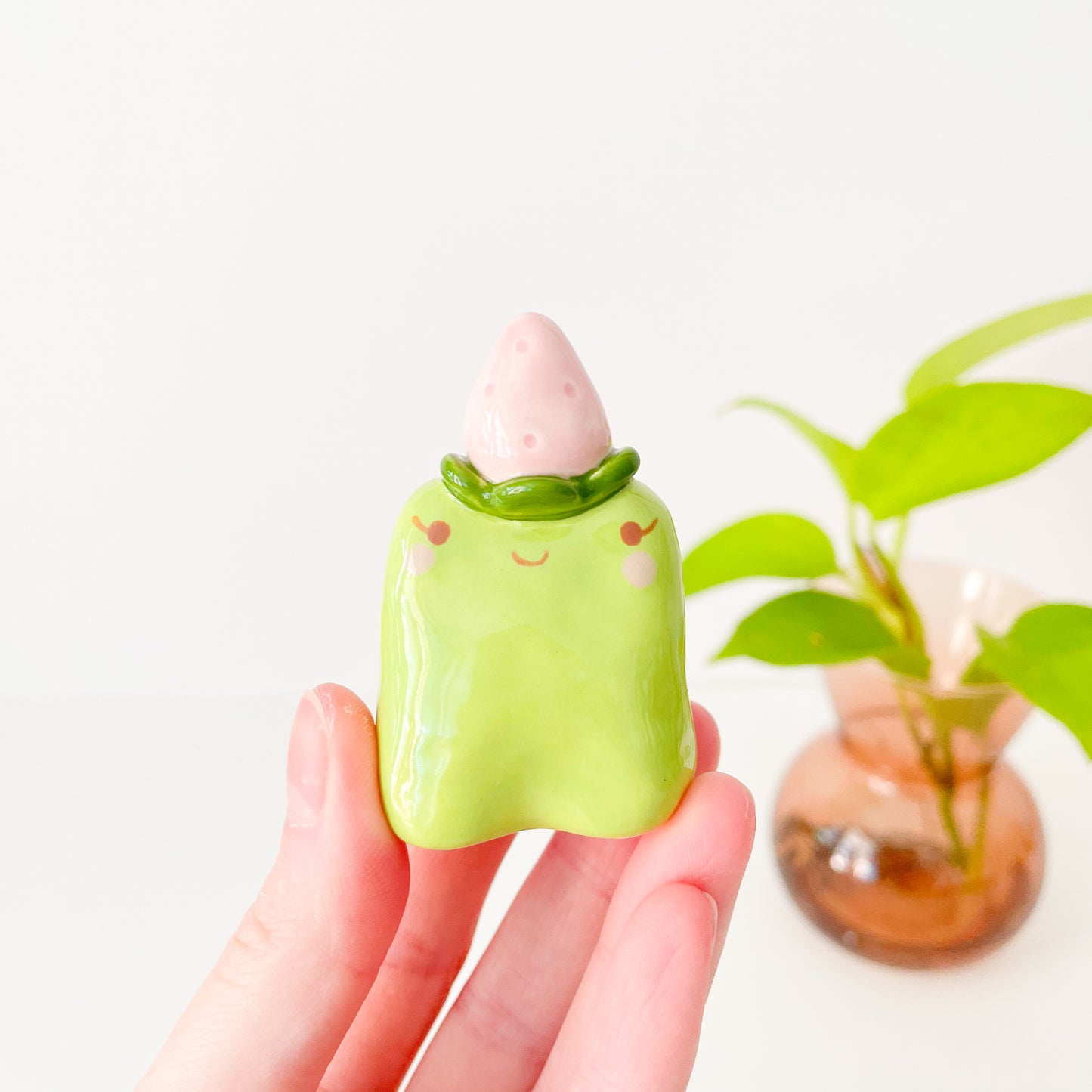Strawberry Frog Ring Holder