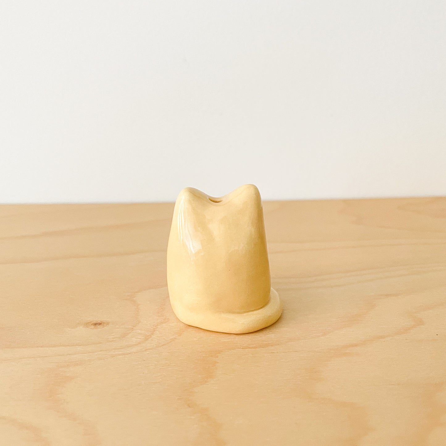 Brown Blooming Cat Mini Vase