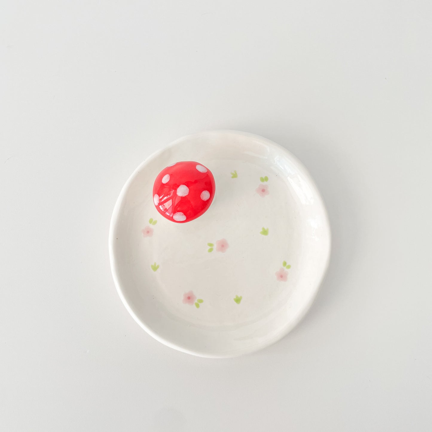 Red Mushy Garden Trinket Dish