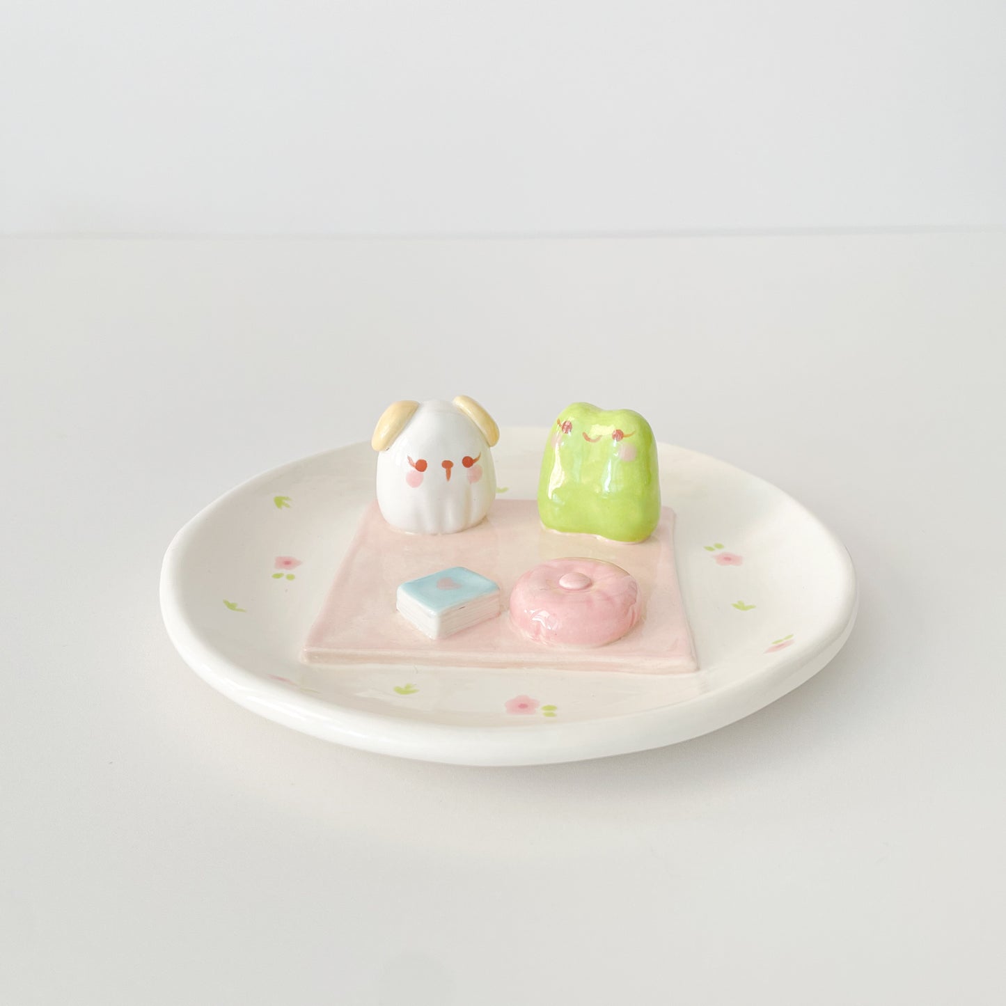 The Secret Garden Trinket Dish - Dog & Frog