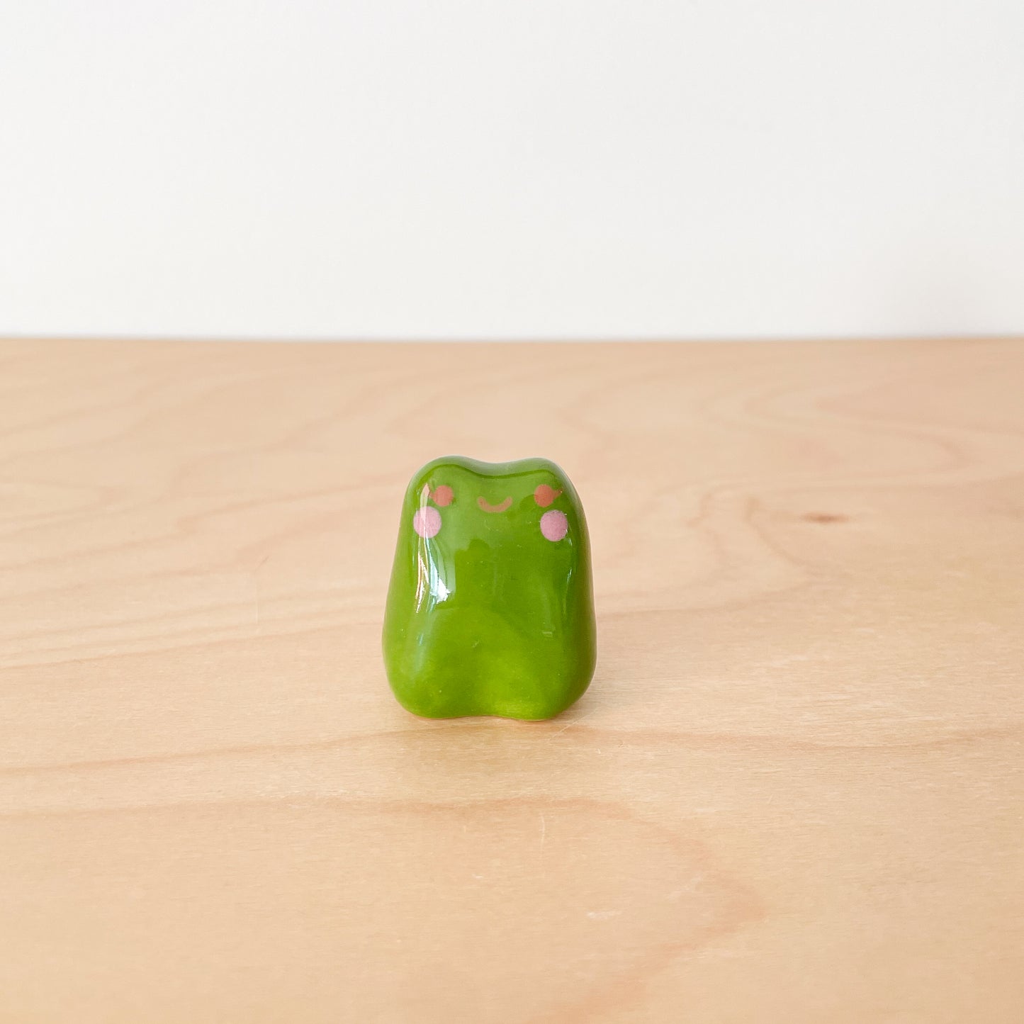 Forest Green Froggy Desk Pal