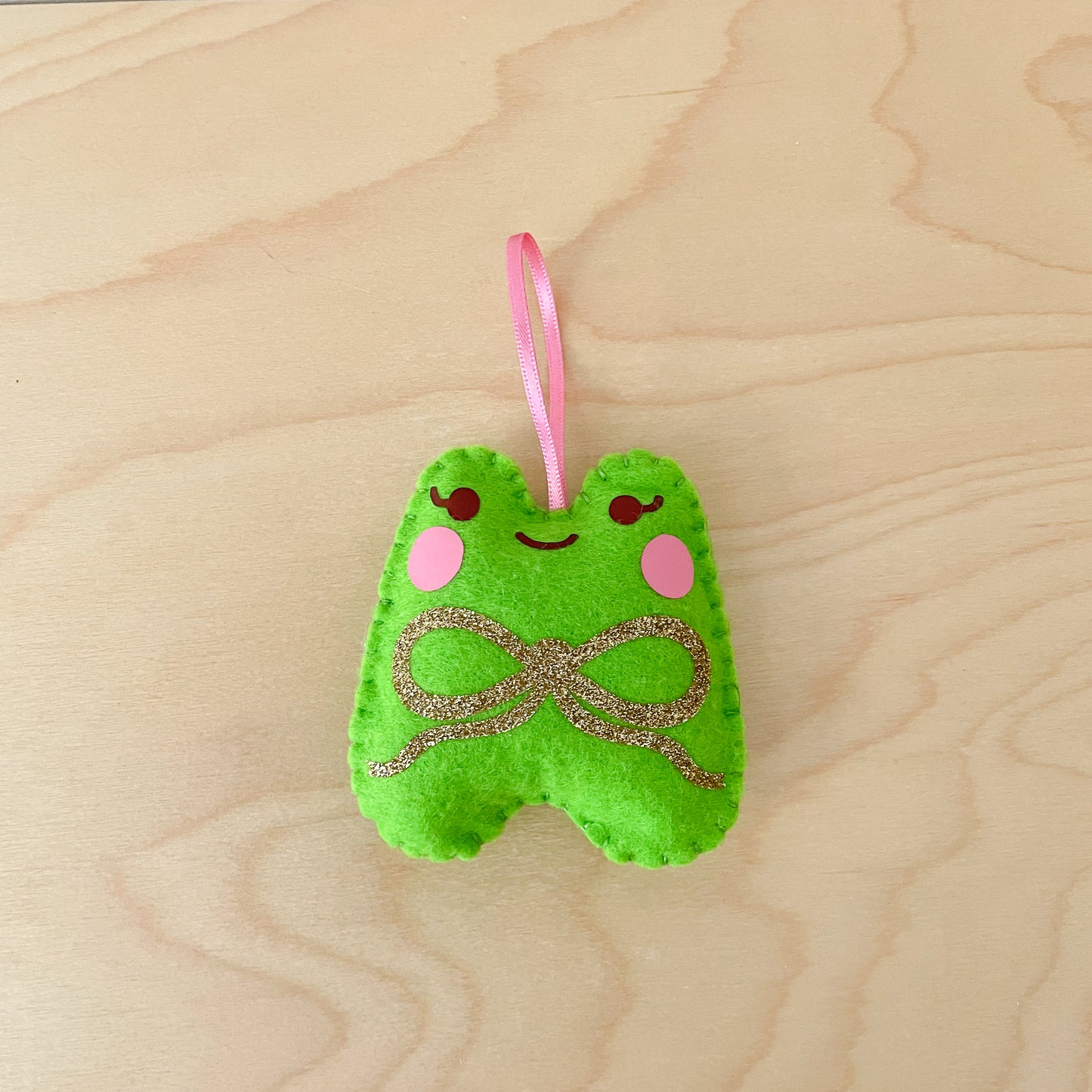 Froggy Felt Ornament - Gold Bow