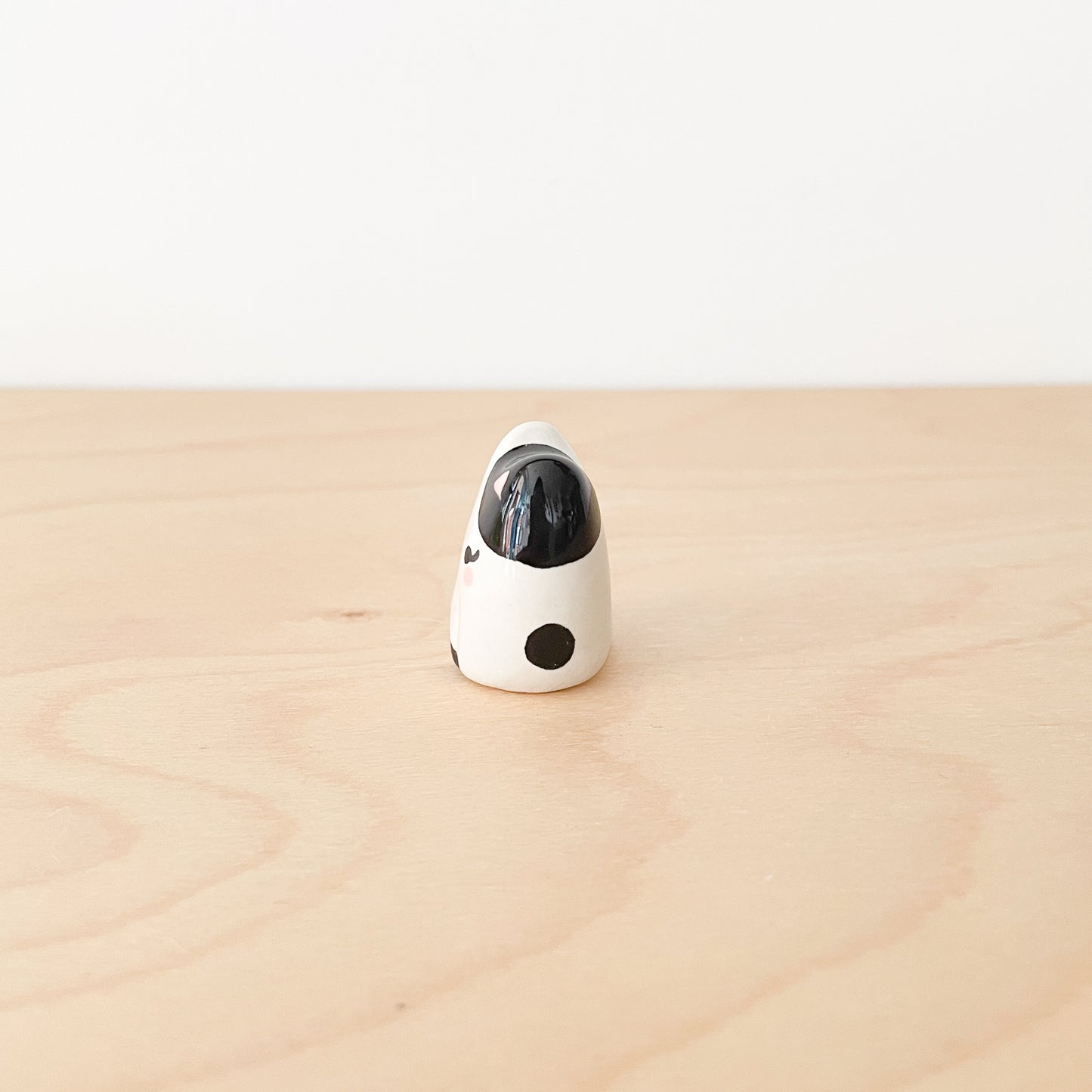 Spotty Cat Desk Pal