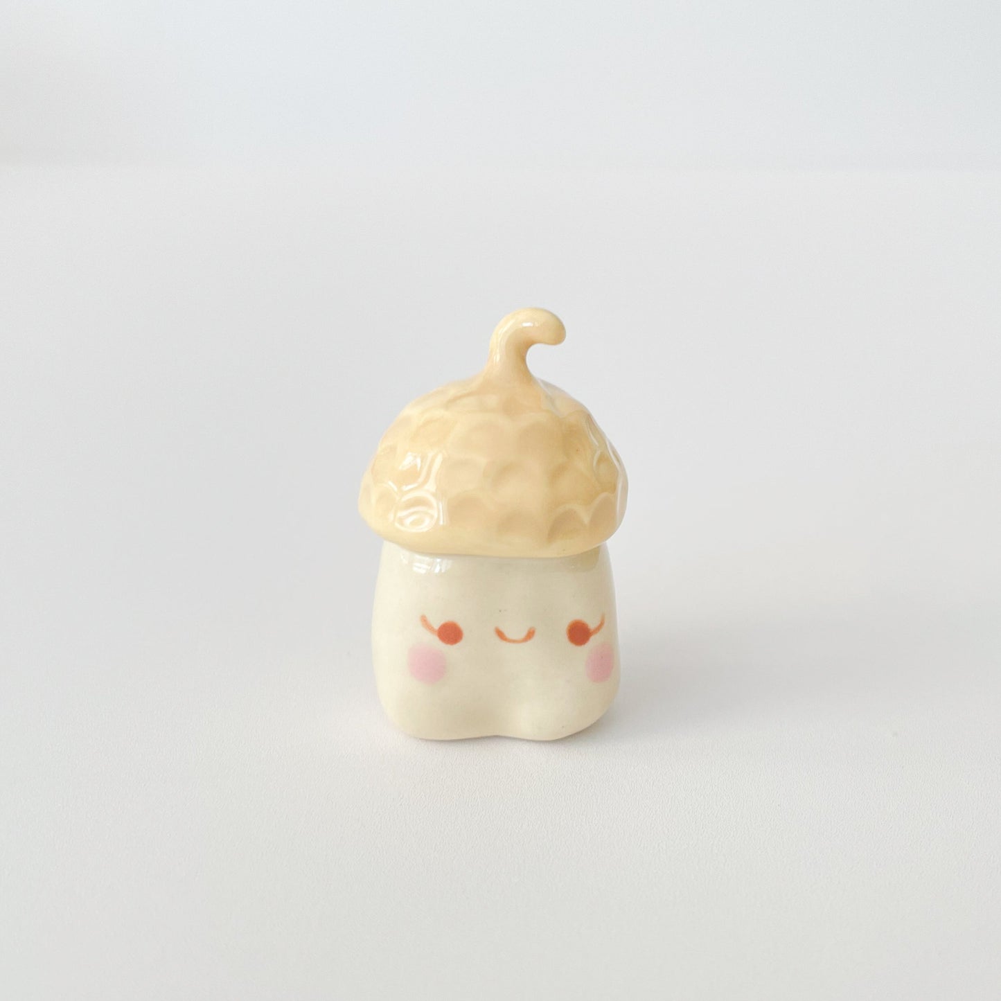 Acorn Desk Pal