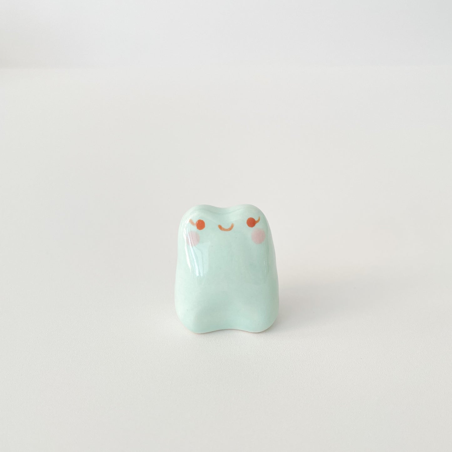 Aqua Froggy Desk Pal