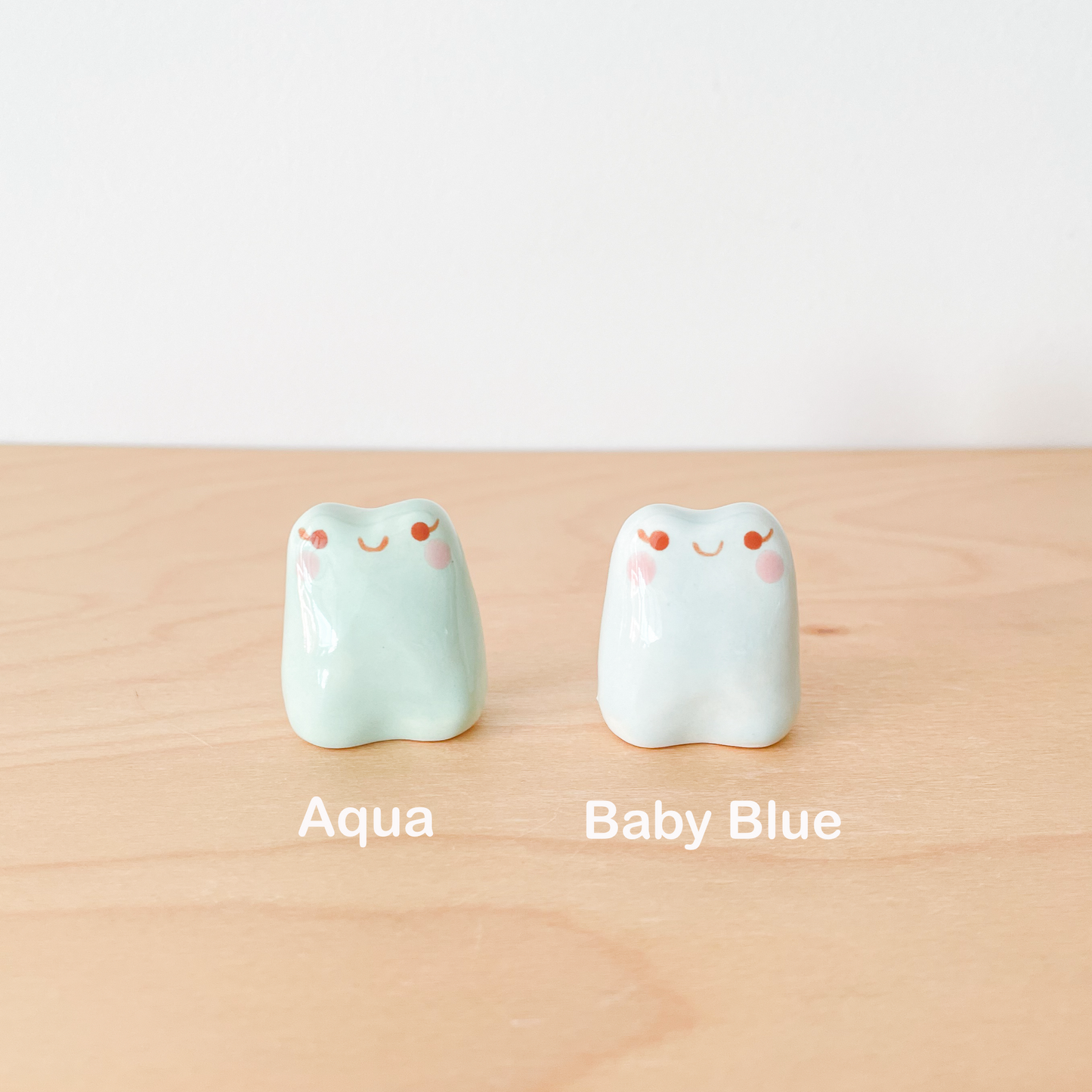 Aqua Froggy Desk Pal