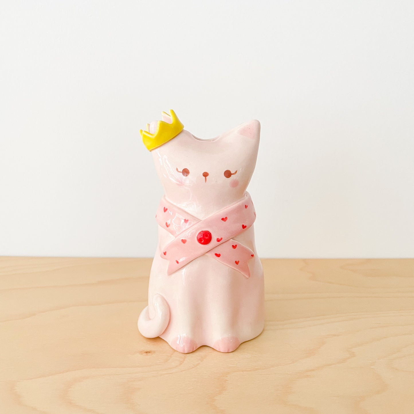 Queen Cat Vase