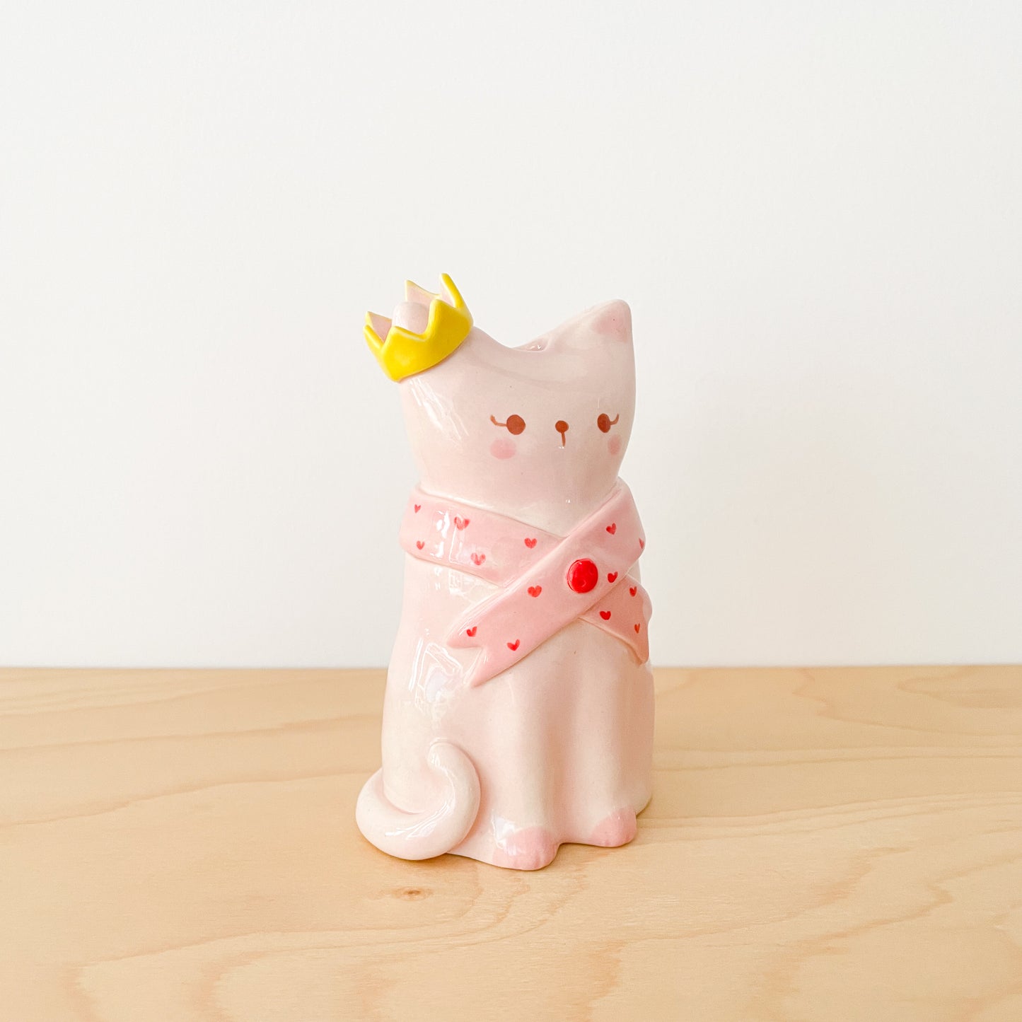 Queen Cat Vase