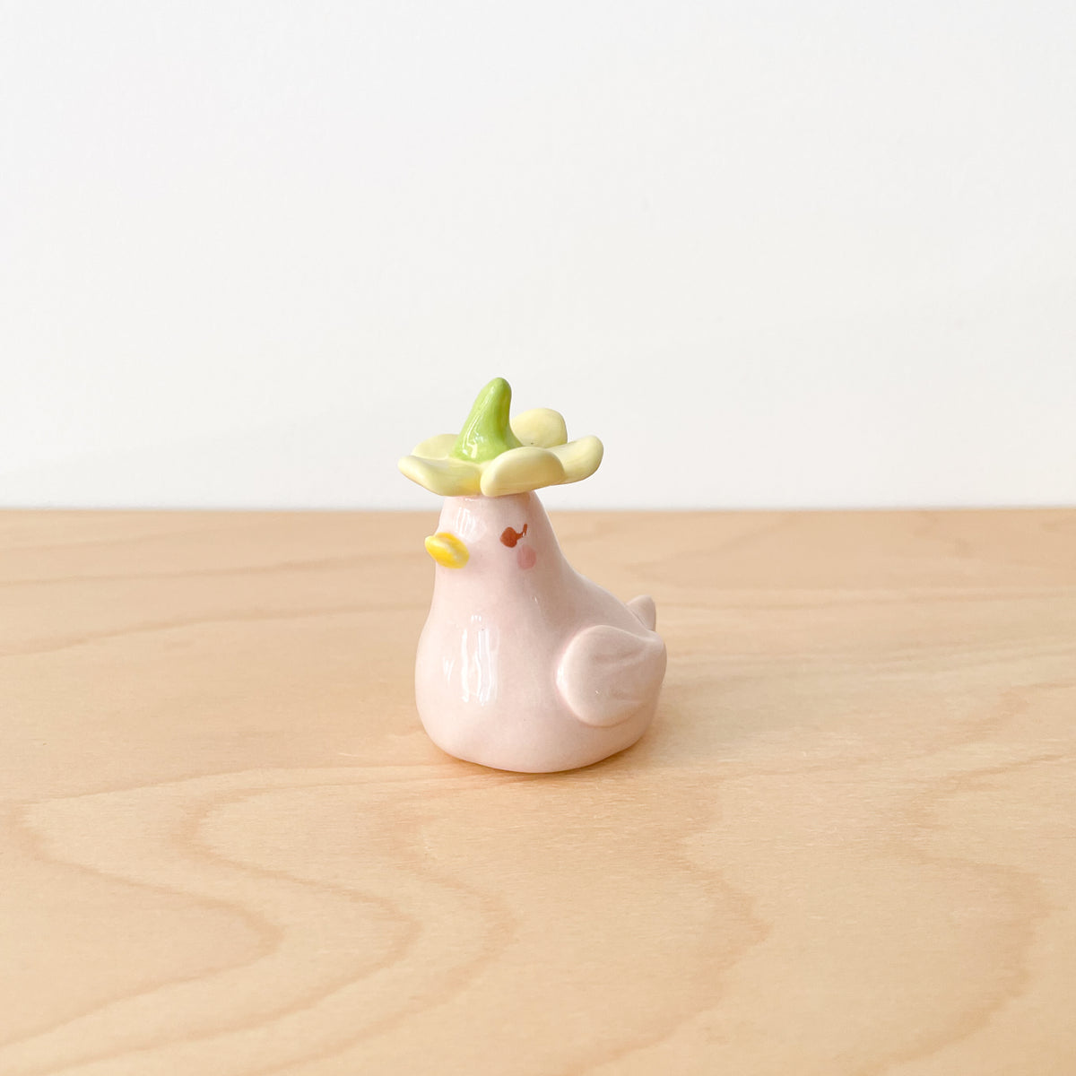 Pink Daisy Duck Ring Holder