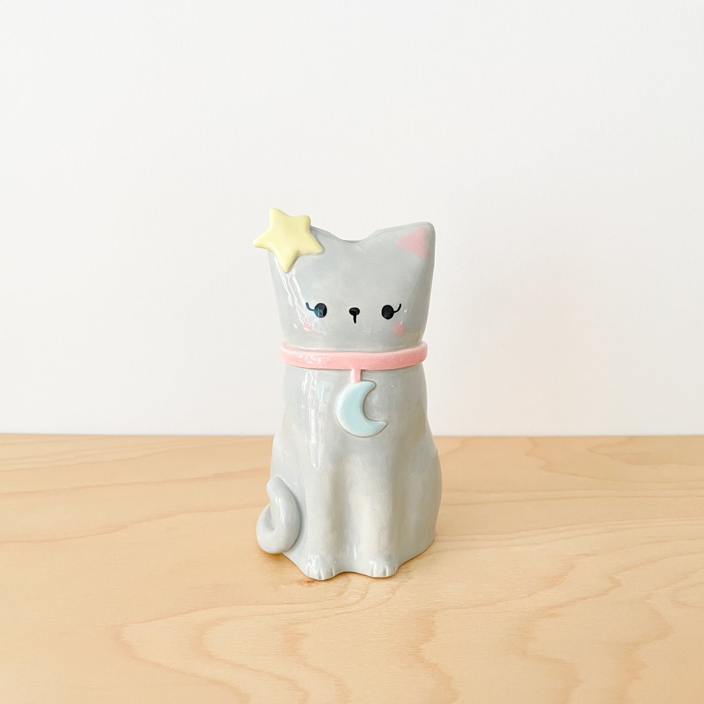 Grey Lunar Cat Vase