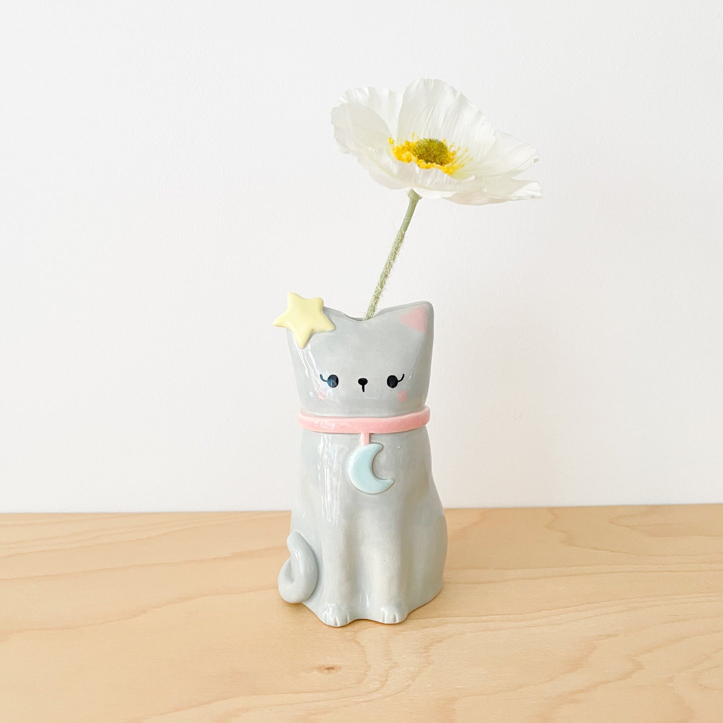 Grey Lunar Cat Vase