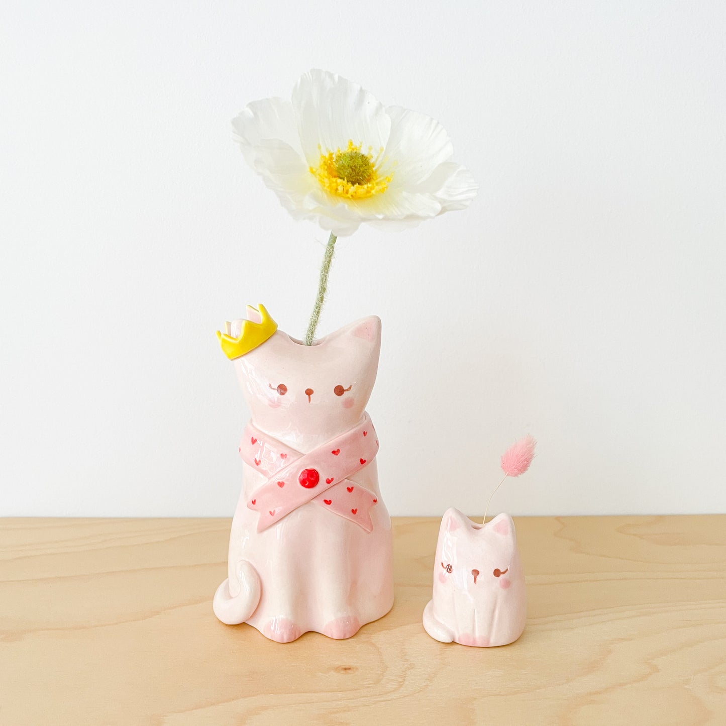 Queen Cat Vase