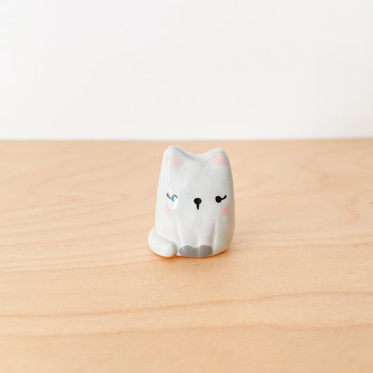 Grey Cat Desk Pal
