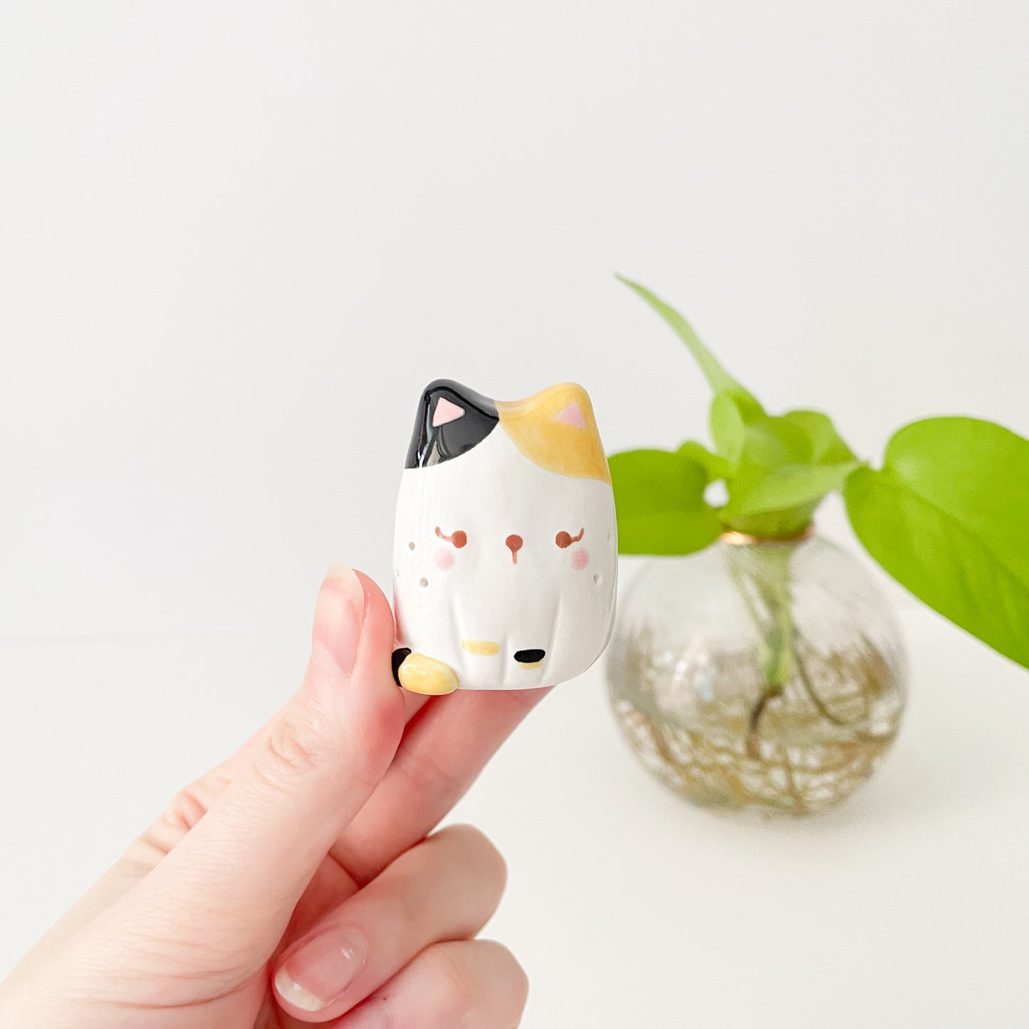 Calico Whisker Cat Mini Vase