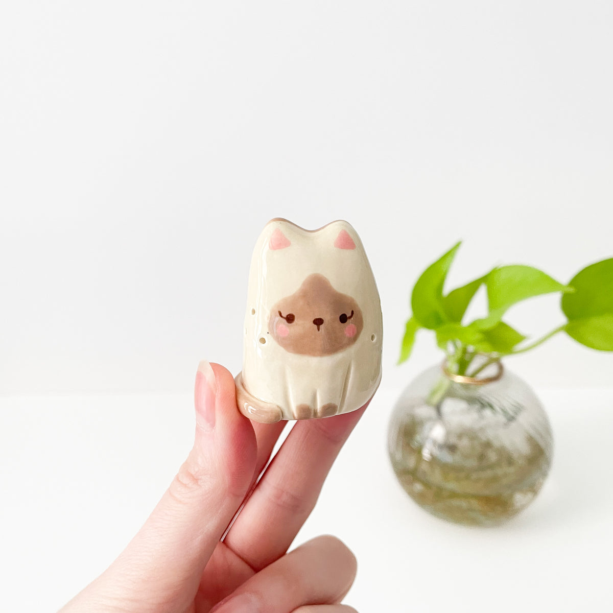 Siamese Whisker Cat Mini Vase