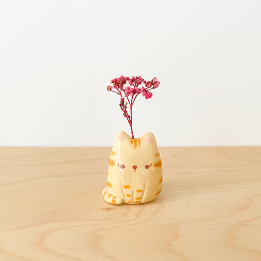 Brown Tabby Cat Mini Vase