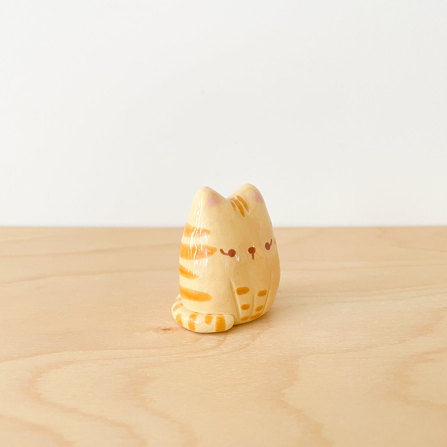Caramel Tabby Cat Mini Vase