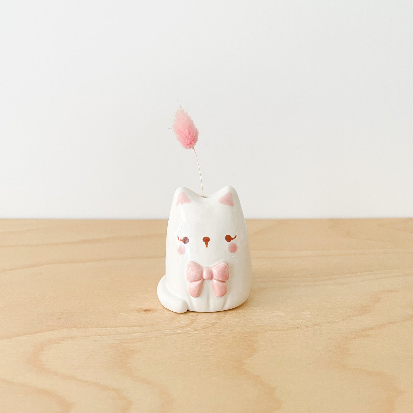Bow Cat Mini Vase