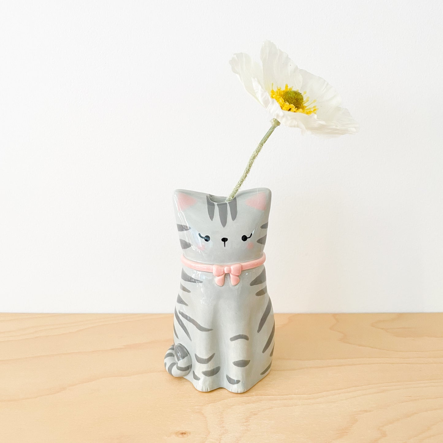 Grey Tabby Cat Vase