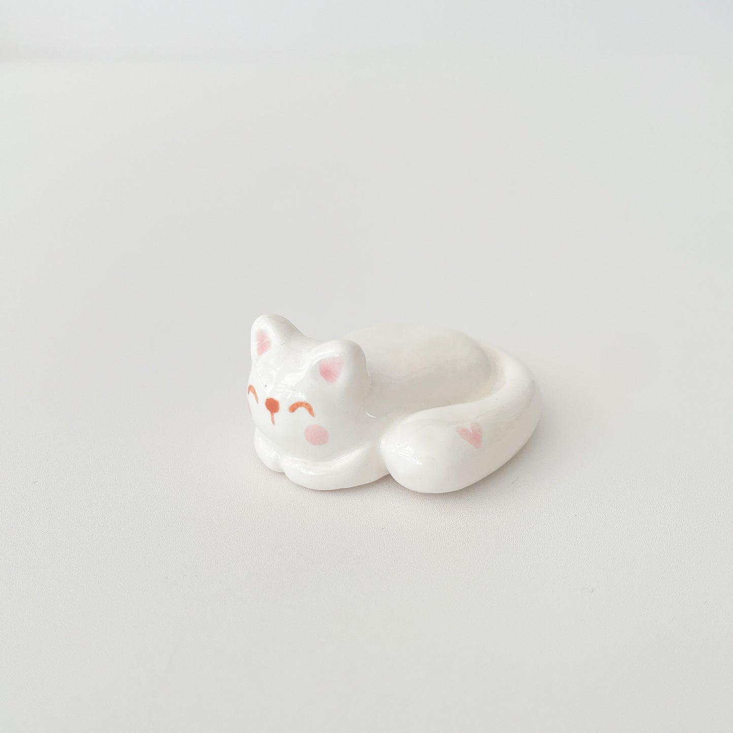 Sleepy Cat Desk Pal