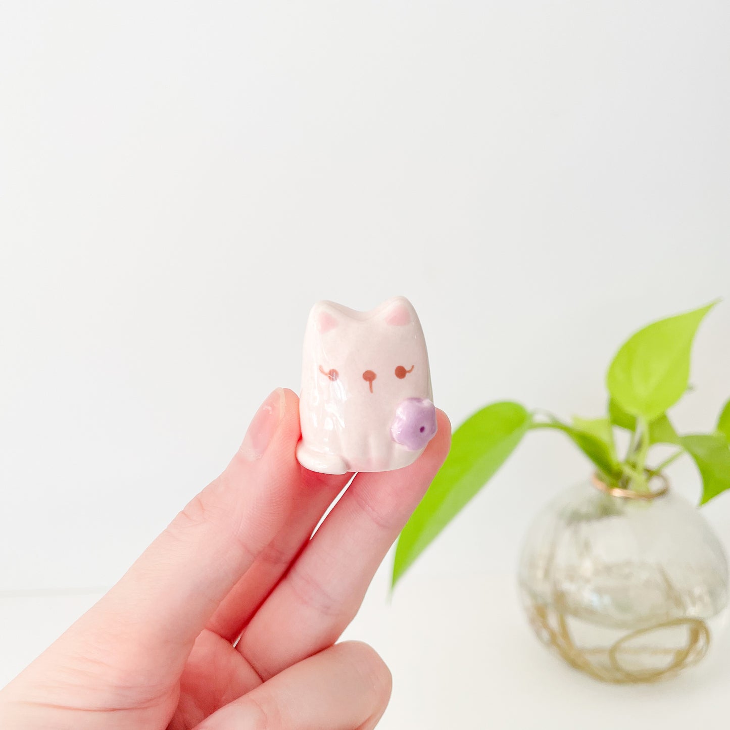 Pink Flower Cat Desk Pal