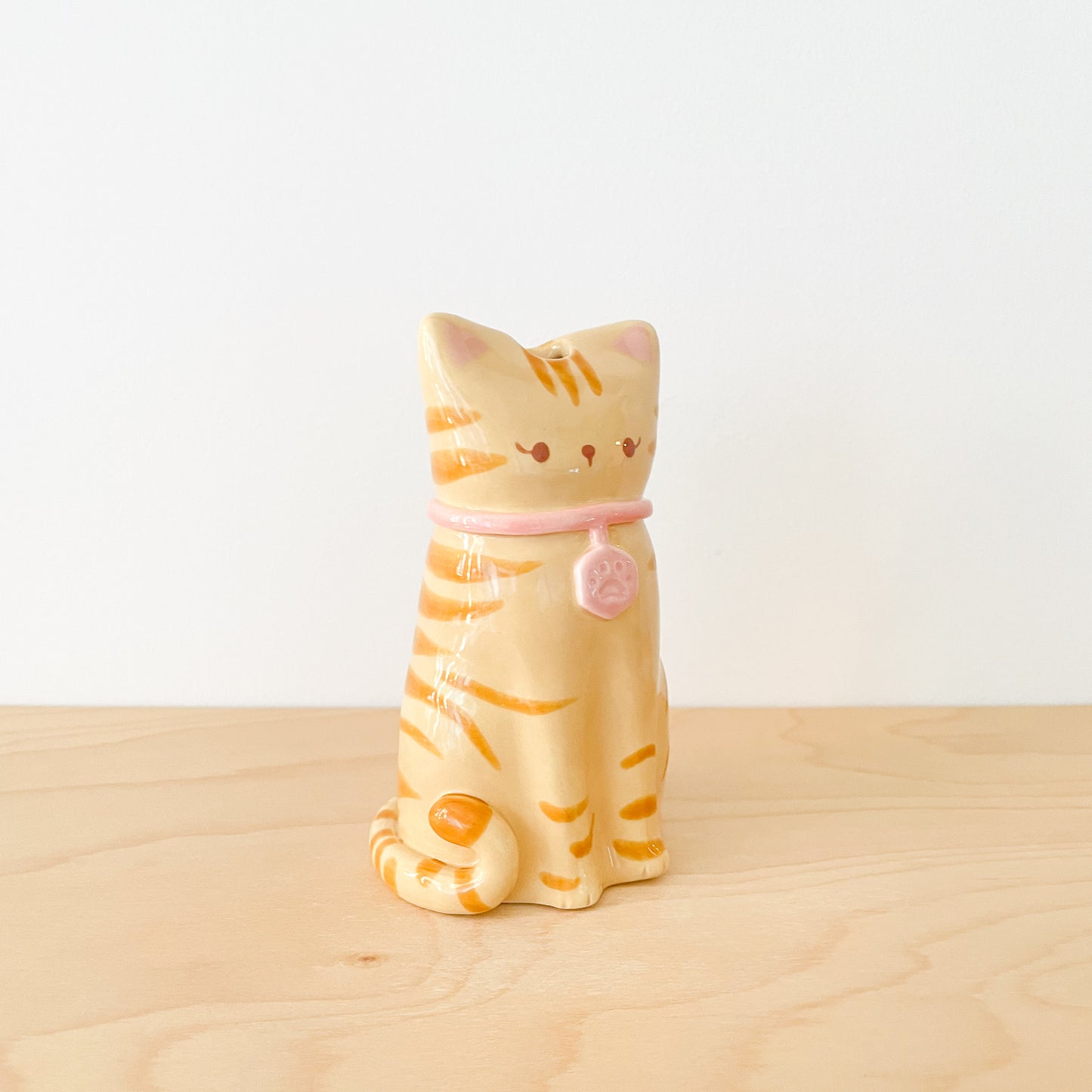 Brown Tabby Cat Vase (Design 2)