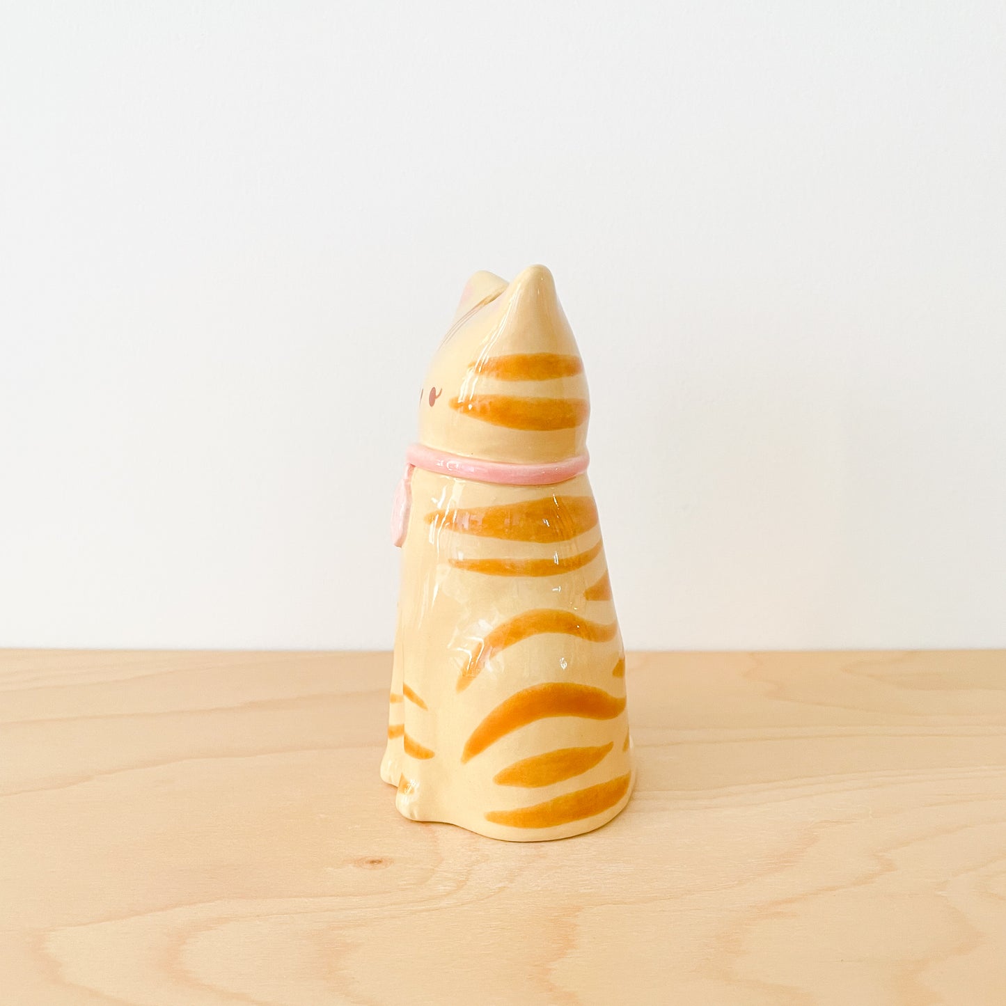 Brown Tabby Cat Vase (Design 2)