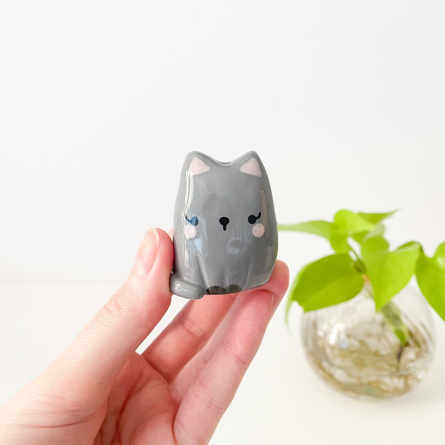 Dark Grey Cat Mini Vase