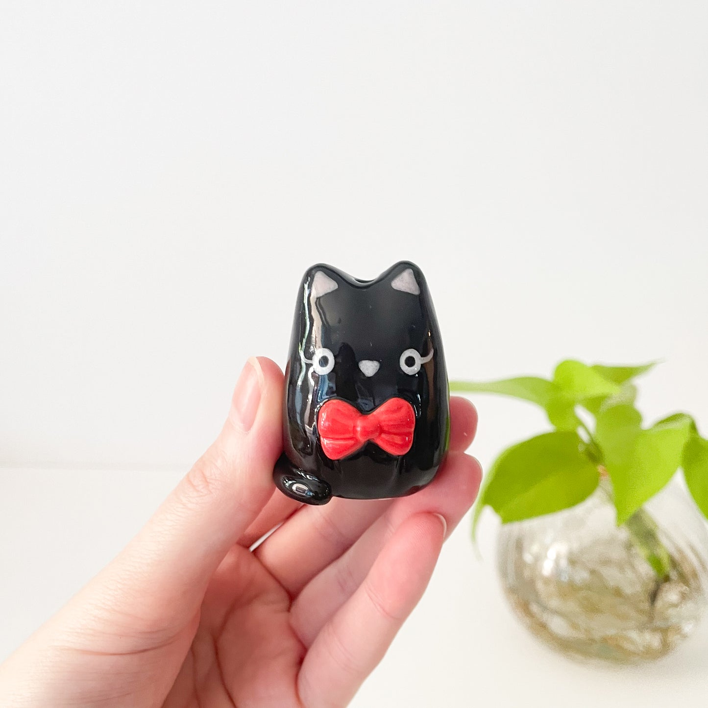 Jiji Cat Mini Vase