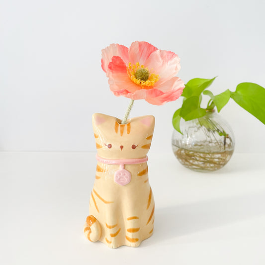 Brown Tabby Cat Vase (Design 2)