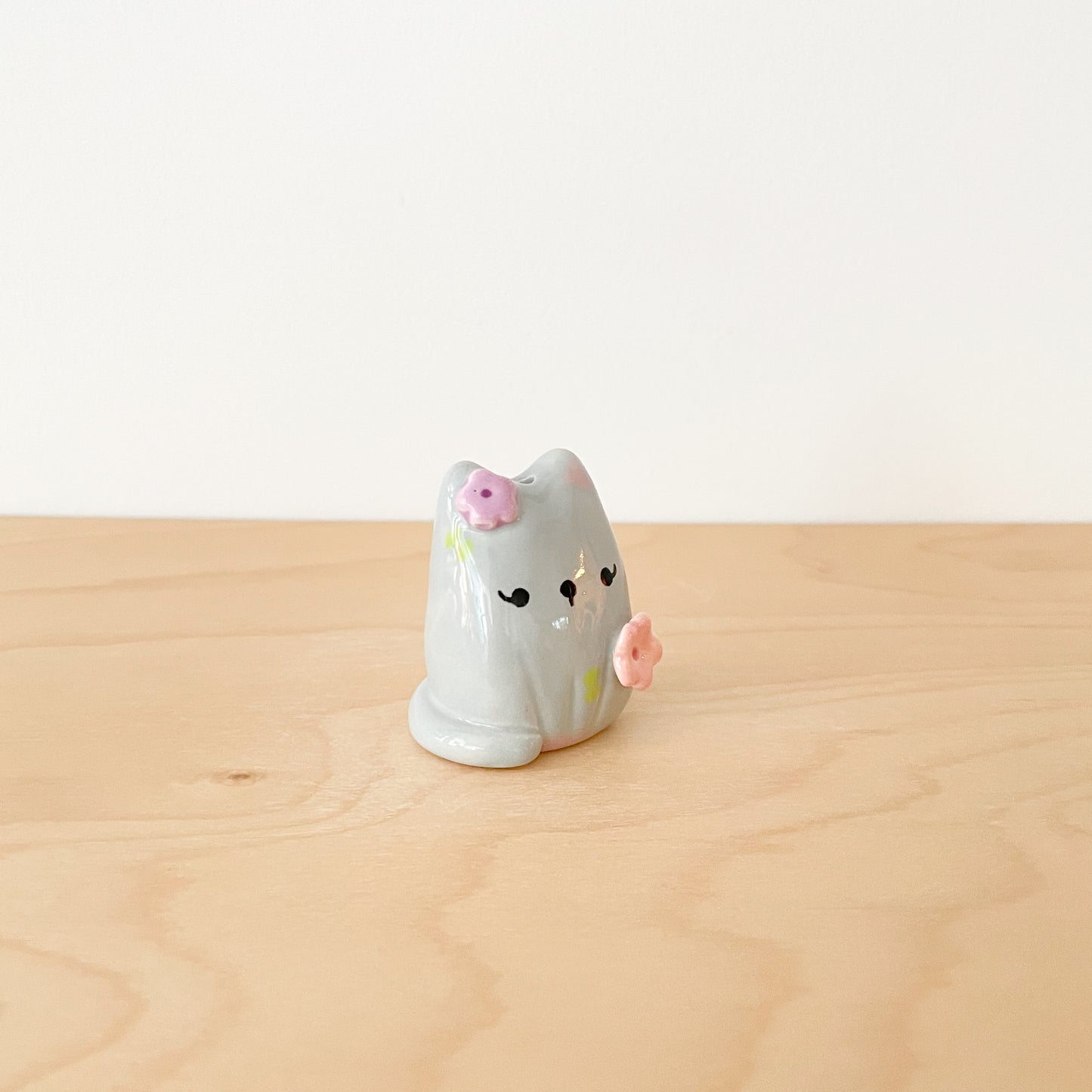 Grey Blooming Cat Mini Vase