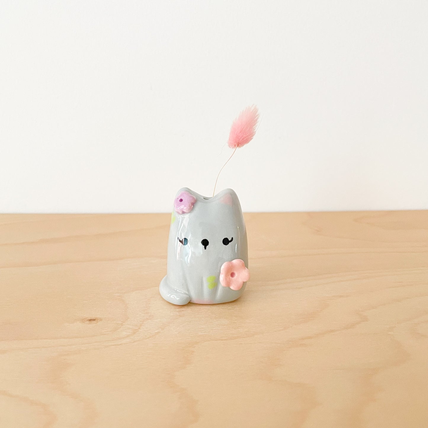 Grey Blooming Cat Mini Vase