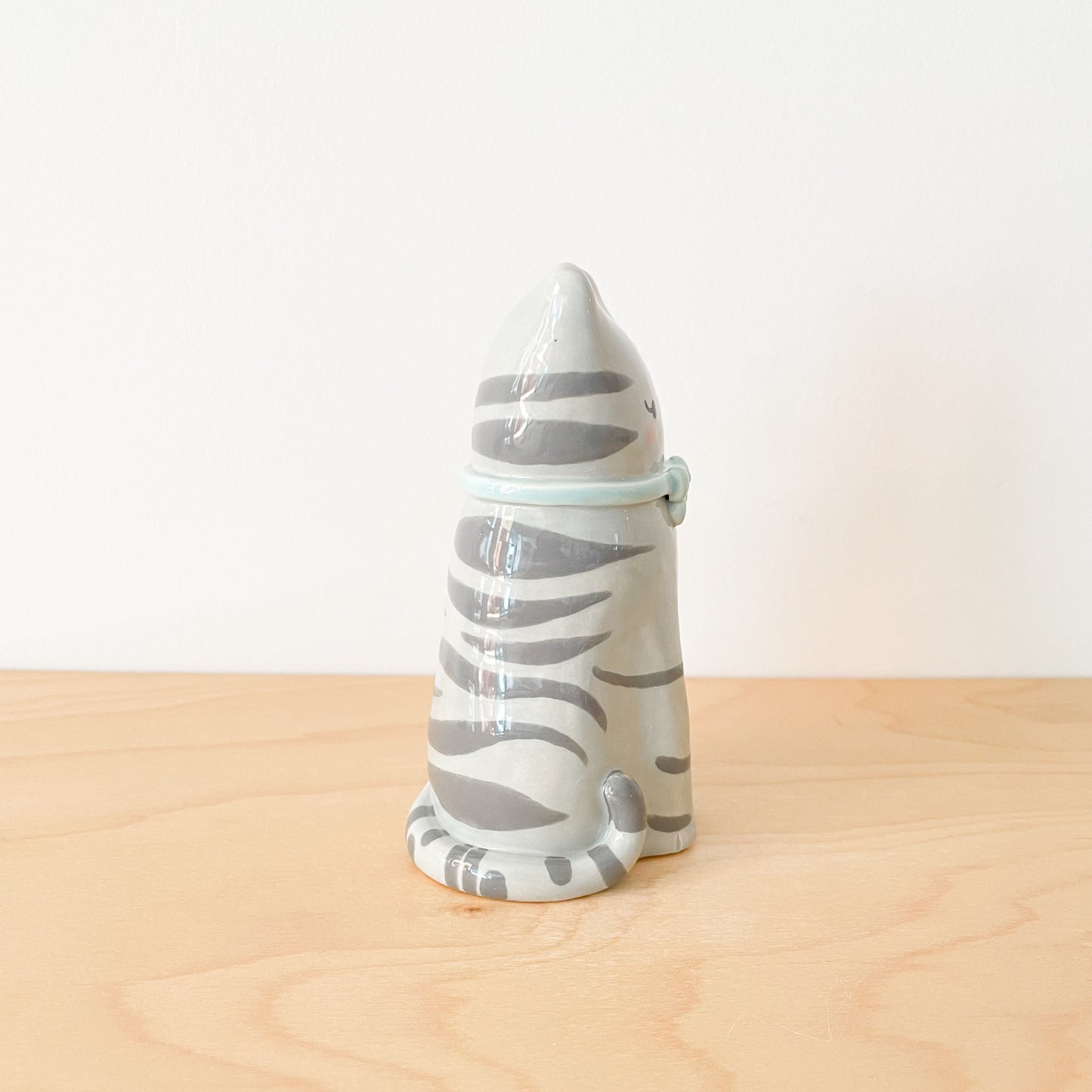 Grey Tabby Cat Vase - Blue Bow