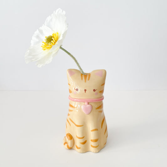 Brown Tabby Cat Vase