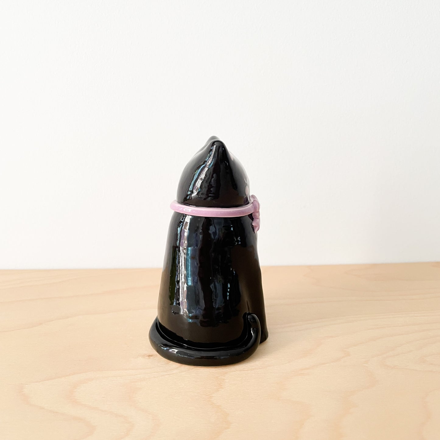 Black Cat Vase (Purple Bow)